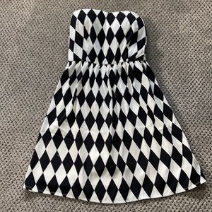 Strapless Francescas diamond pattern mini dress